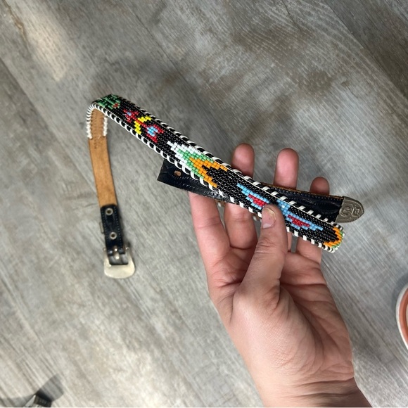 Vintage leather beaded belt - Picture 12 of 14